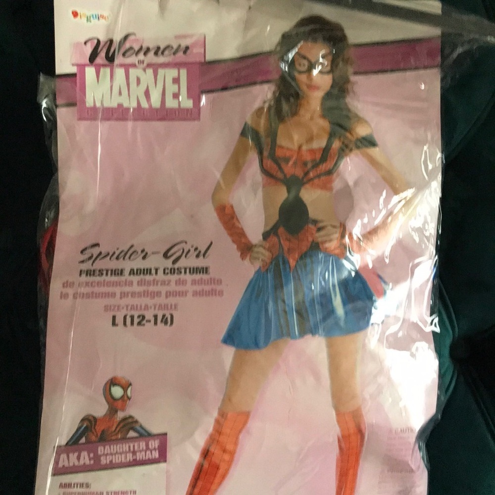 Women’s Halloween costumes